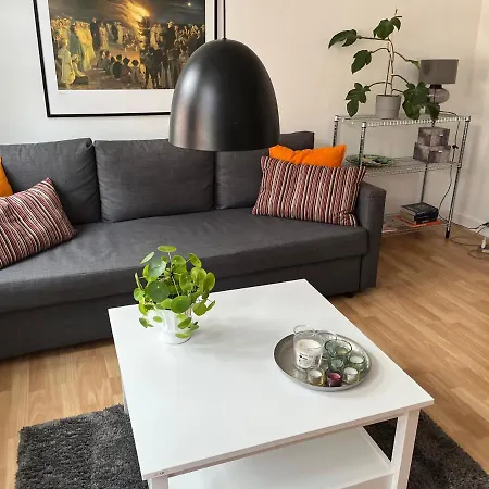 Beliggenhed Lys Og Hyggelig Lägenhet *